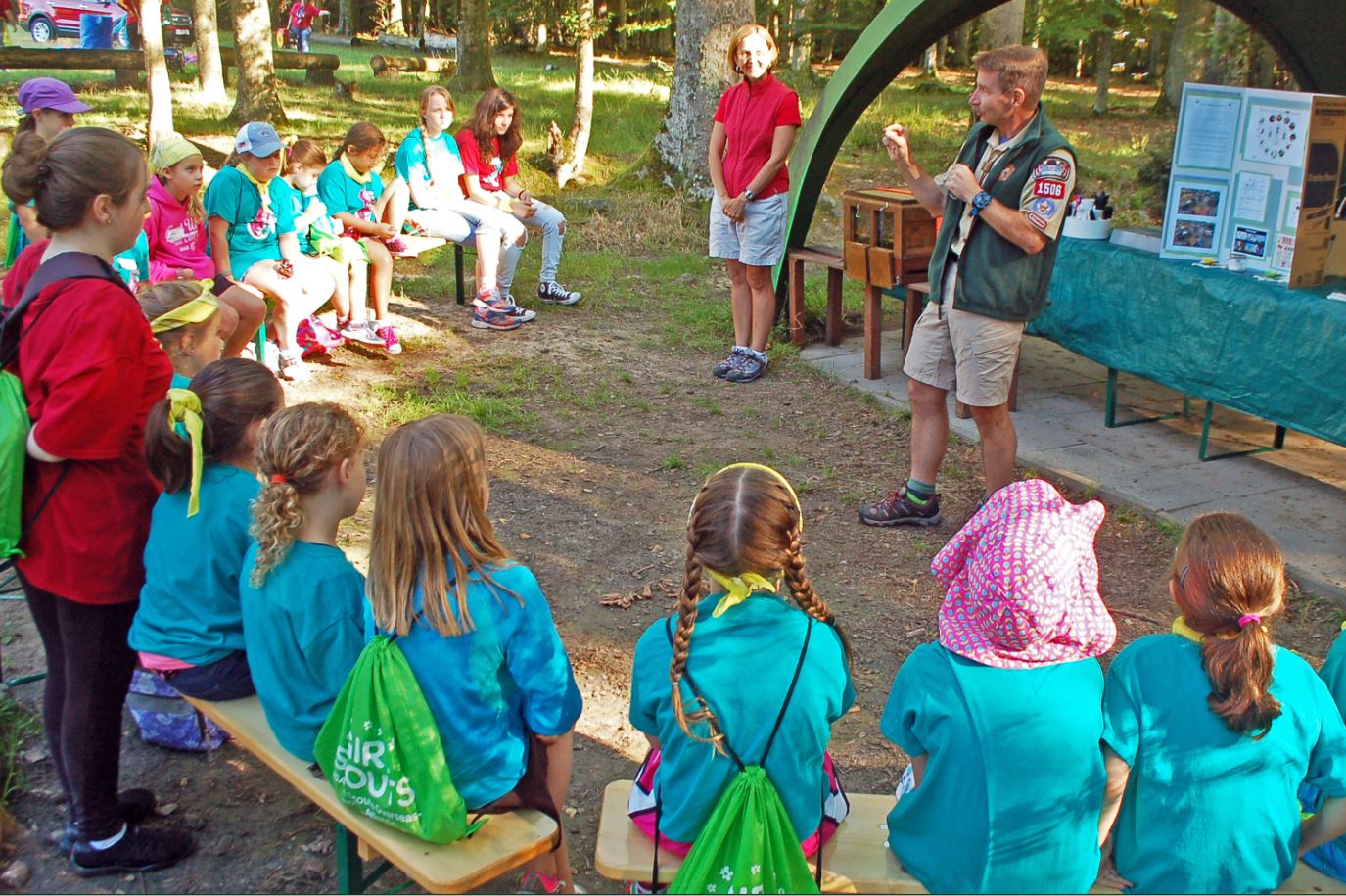 stuttgart-girl-scouts-experience-magic-at-summer-camp